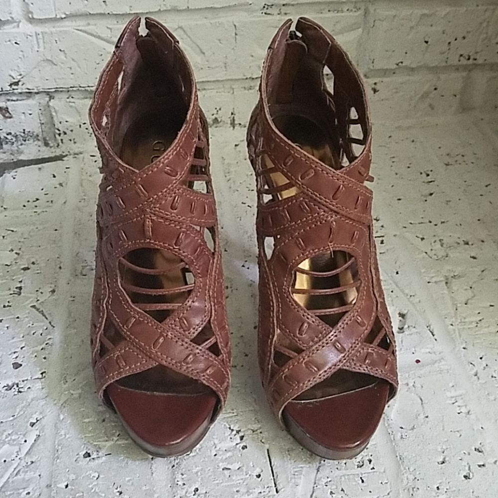 Guess Brown Heels